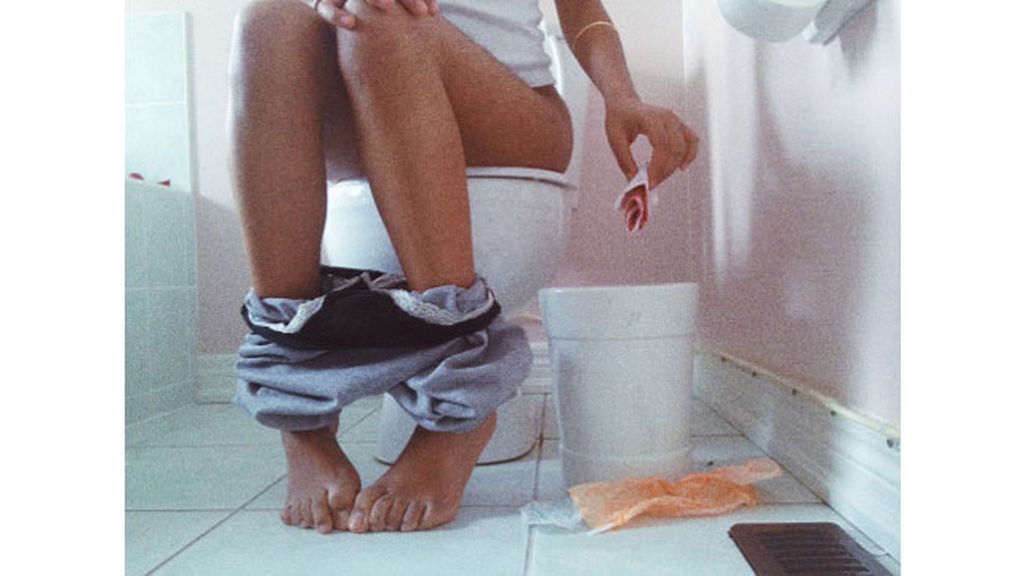 Rupi Kaur recoge en 'Period' escenas cotidianas de una mujer con la regla