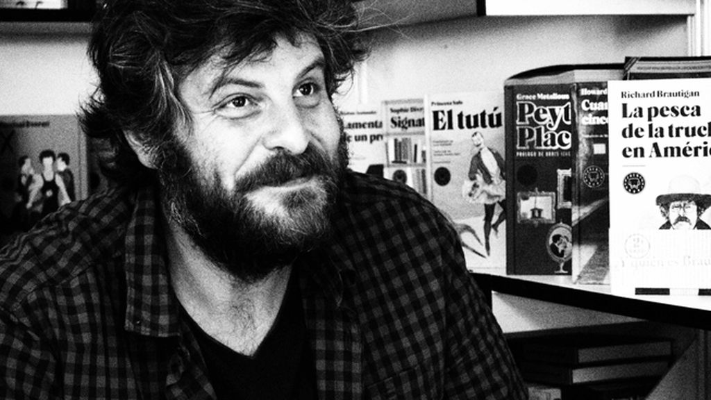 'Demasiada pasión por lo suyo' es lo último de Raúl Cimas