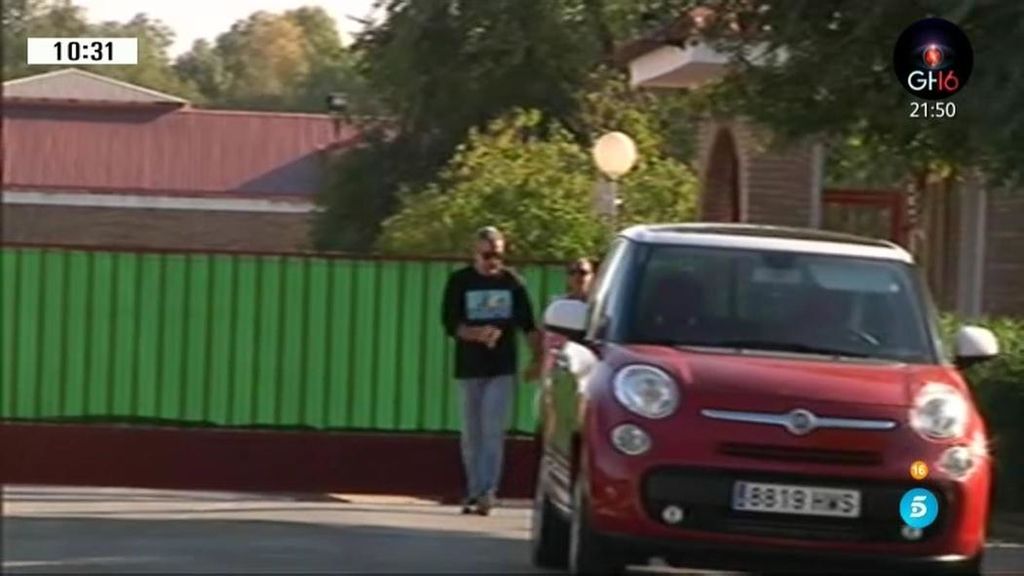 La cantante se mostró más seria que en las anteriores ocasiones