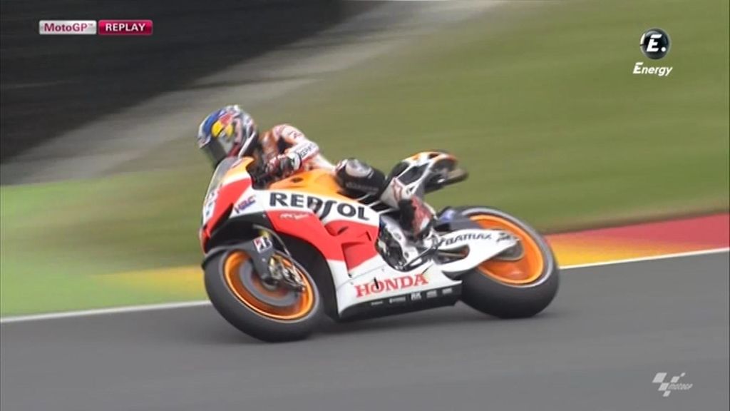 Caída muy dura de Dani Pedrosa