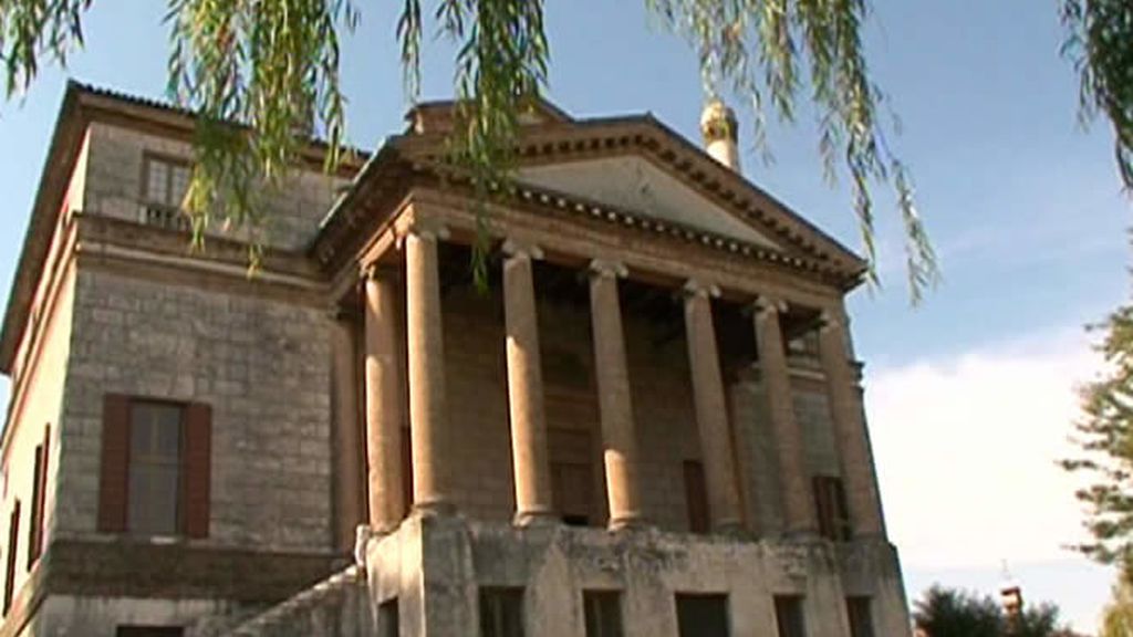 En Venecia existen grandes mansiones a las afueras