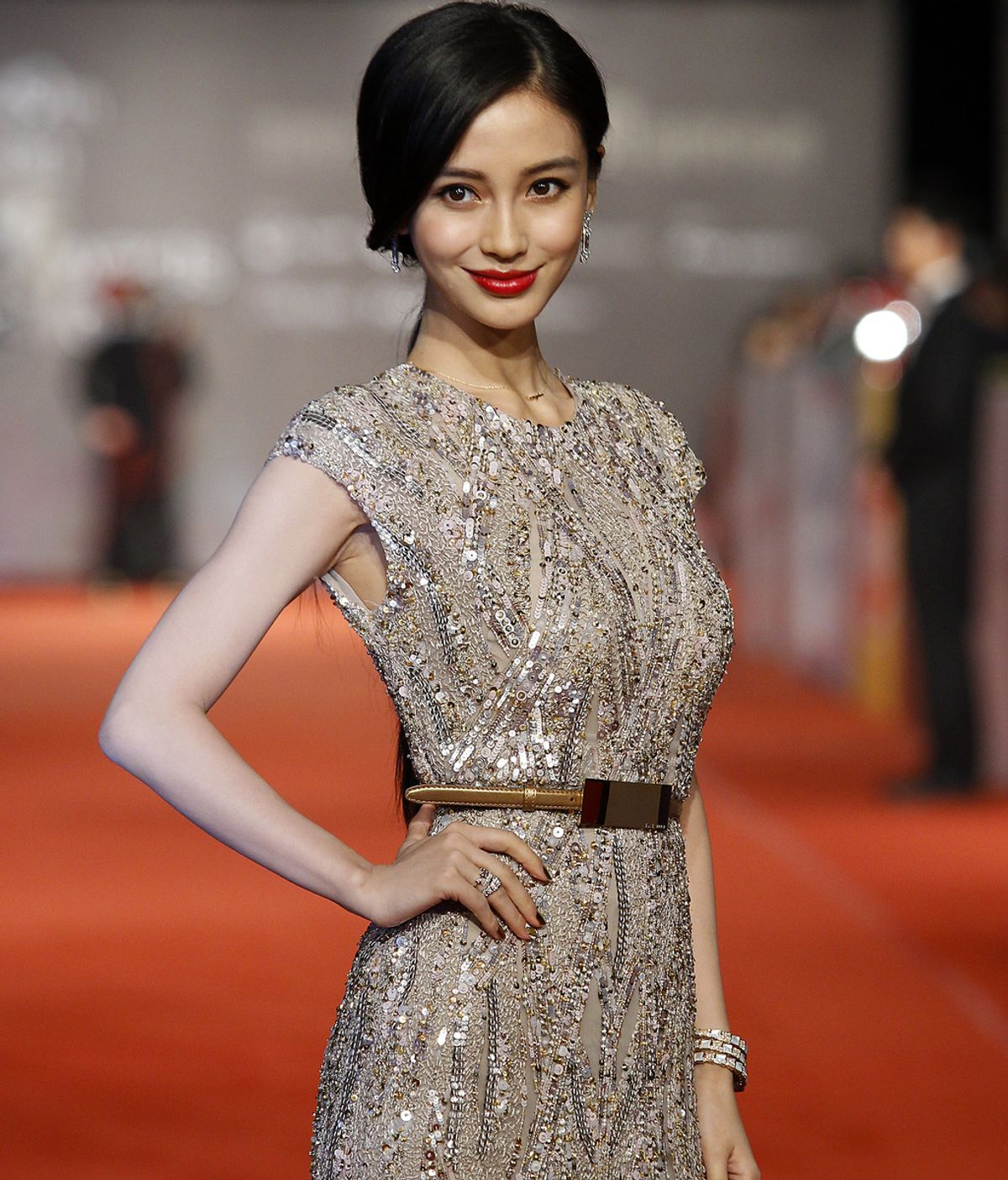 La actriz Angela Yeung Wing durante los Golden Hourse Film Award