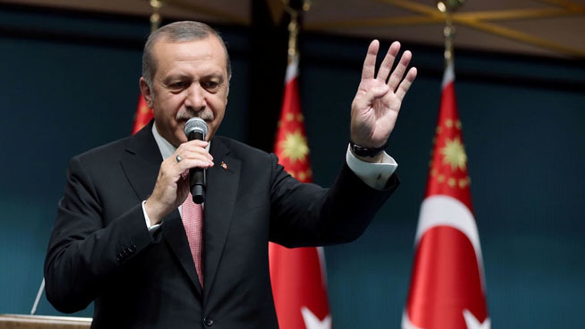 El Parlamento de Turquía aprueba el estado de emergencia