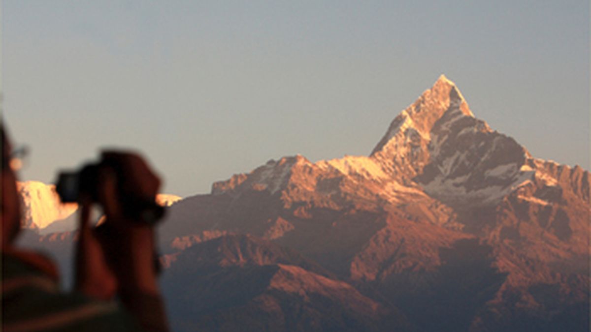 Alpinista español atrapado en la cima del Annapurna