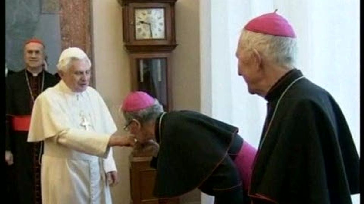 El Vaticano aborda los abusos en Irlanda