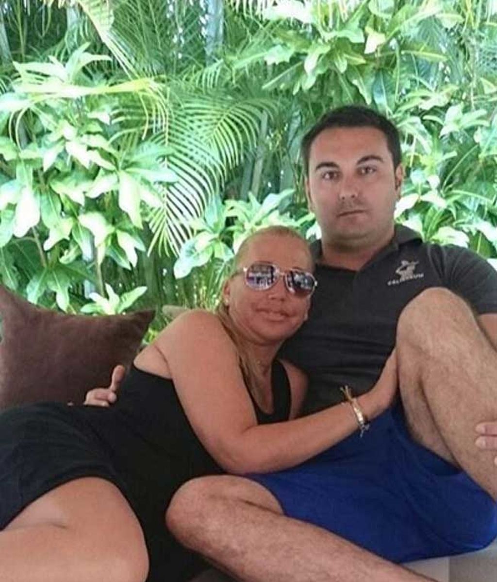 Cocos, palmeras y su 'Miguel': las vacaciones caribeñas de Belén Esteban