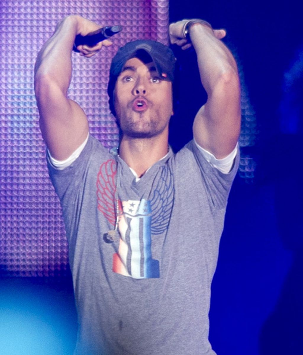 Enrique Iglesias llena de VIPs su concierto de Madrid (con mamá a la cabeza)