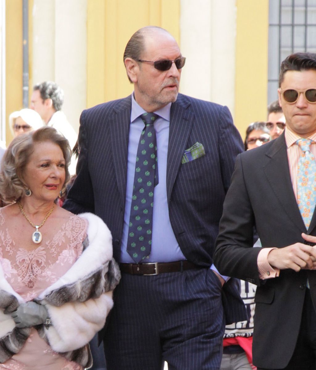 Isabel Pantoja acudió a la celebración, pero no al bautizo de la pequeña Ana