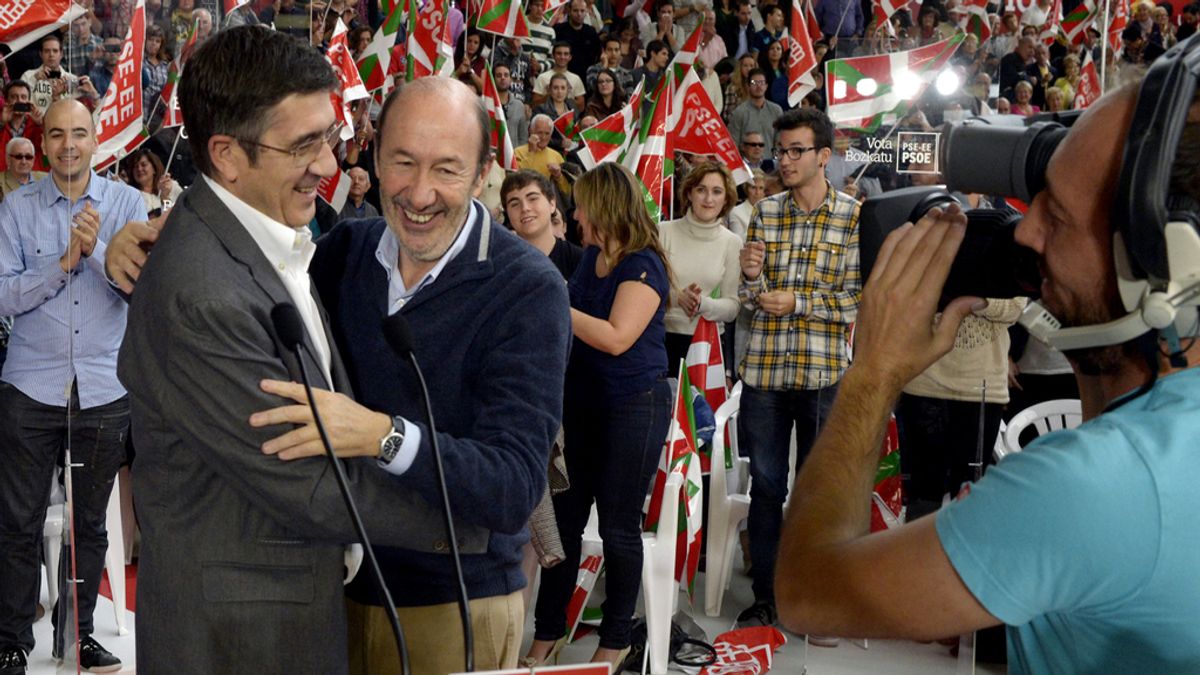 Rubalcaba advierte de que Rajoy no va a actualizar las pensiones