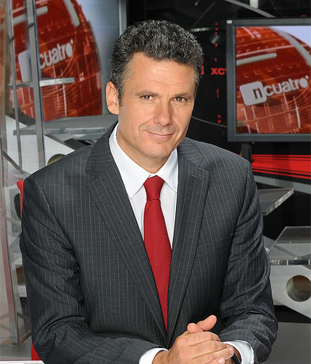 Lo que nadie sabe del vestuario de los informativos de Mediaset