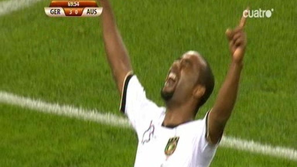 Gol de Cacau. Gol de Alemania