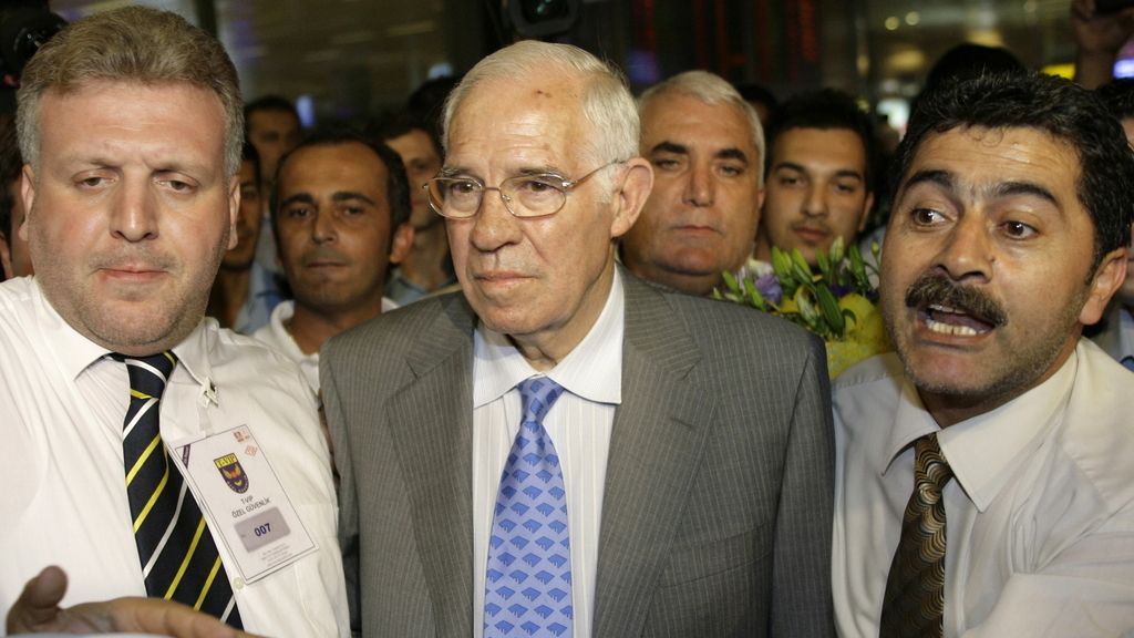 Fallece el exentrenador de fútbol Luis Aragonés
