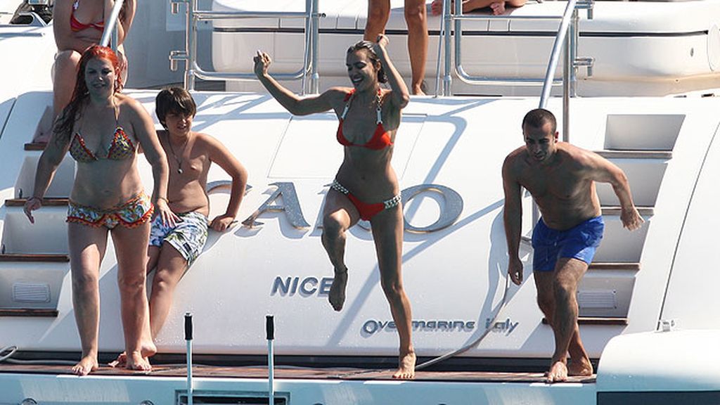 Cristiano se deshizo en cuidados con su hijo