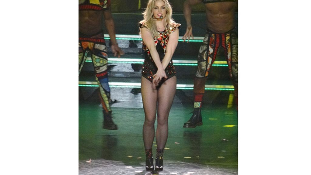 Britney Spears rodeada de amigos en el Planet Hollywood