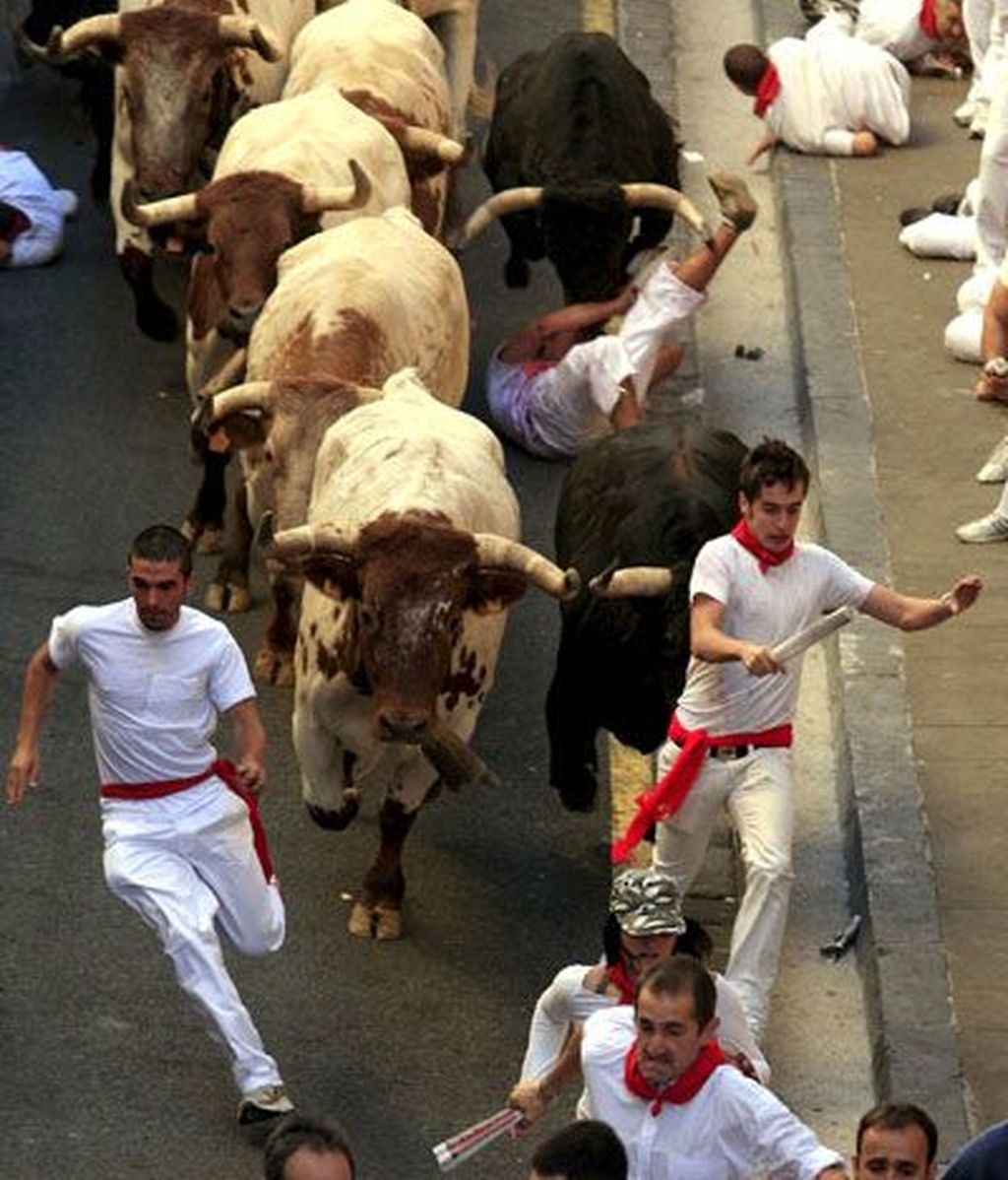 COMIENZA EL ENCIERRO