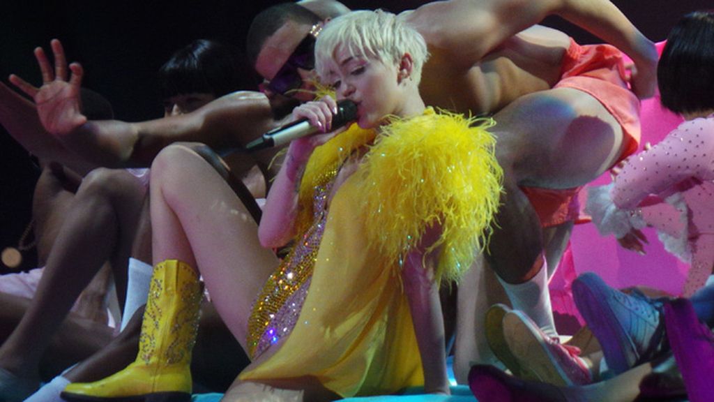 Miley Cyrus vuelve con su espectáculo no apto para todos los públicos