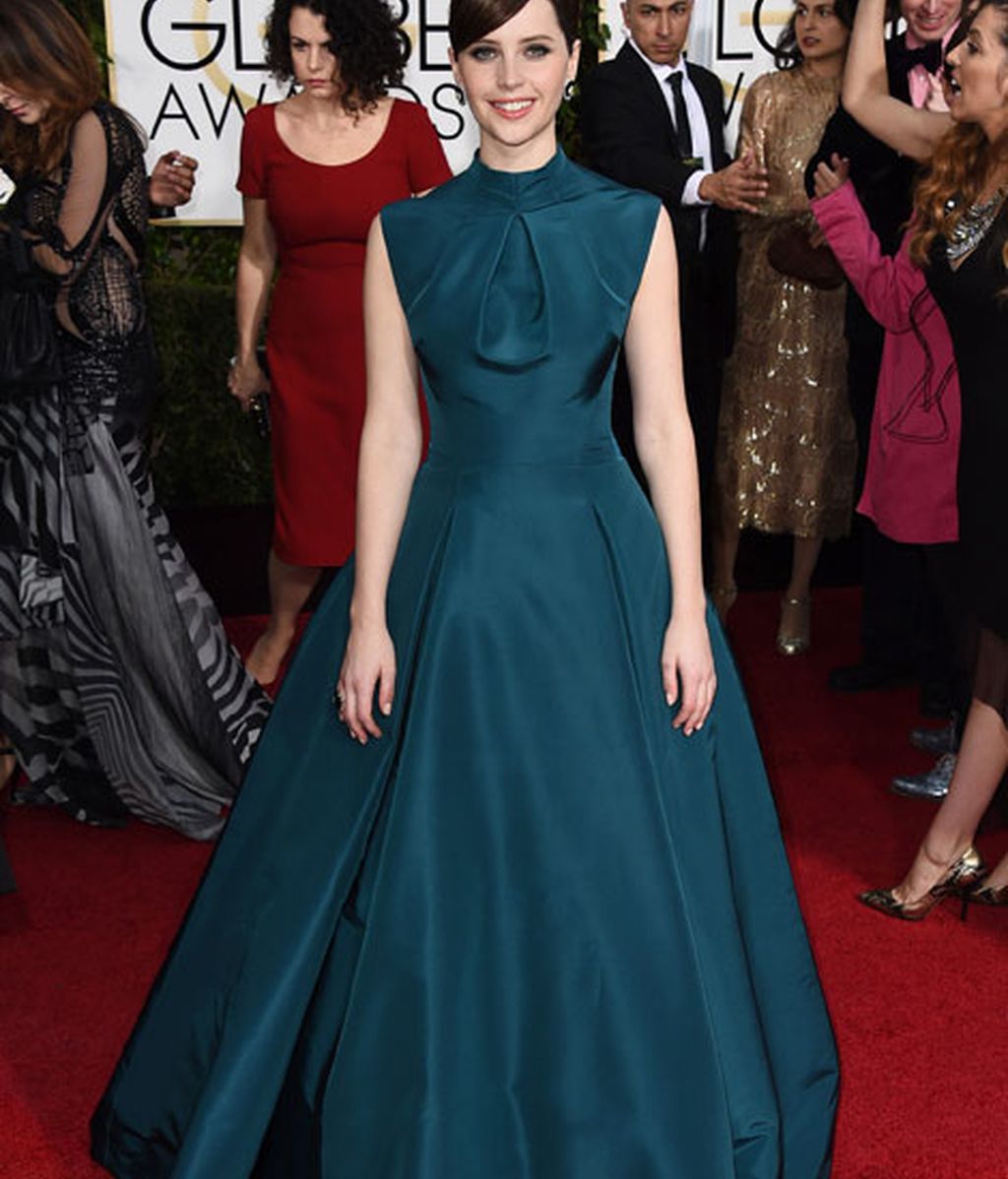 Las actrices arriesgan poco en la alfombra roja de los Globos de Oro
