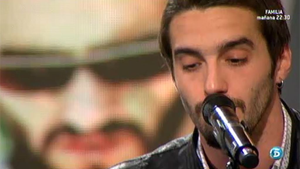 El grupo andaluz ha dedicado a Judith y su hermana el tema 'Tus muletas'