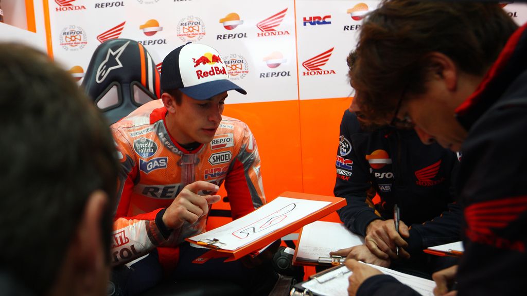 Márquez encabeza los cronos en el cierre del Test MotoGP de Valencia