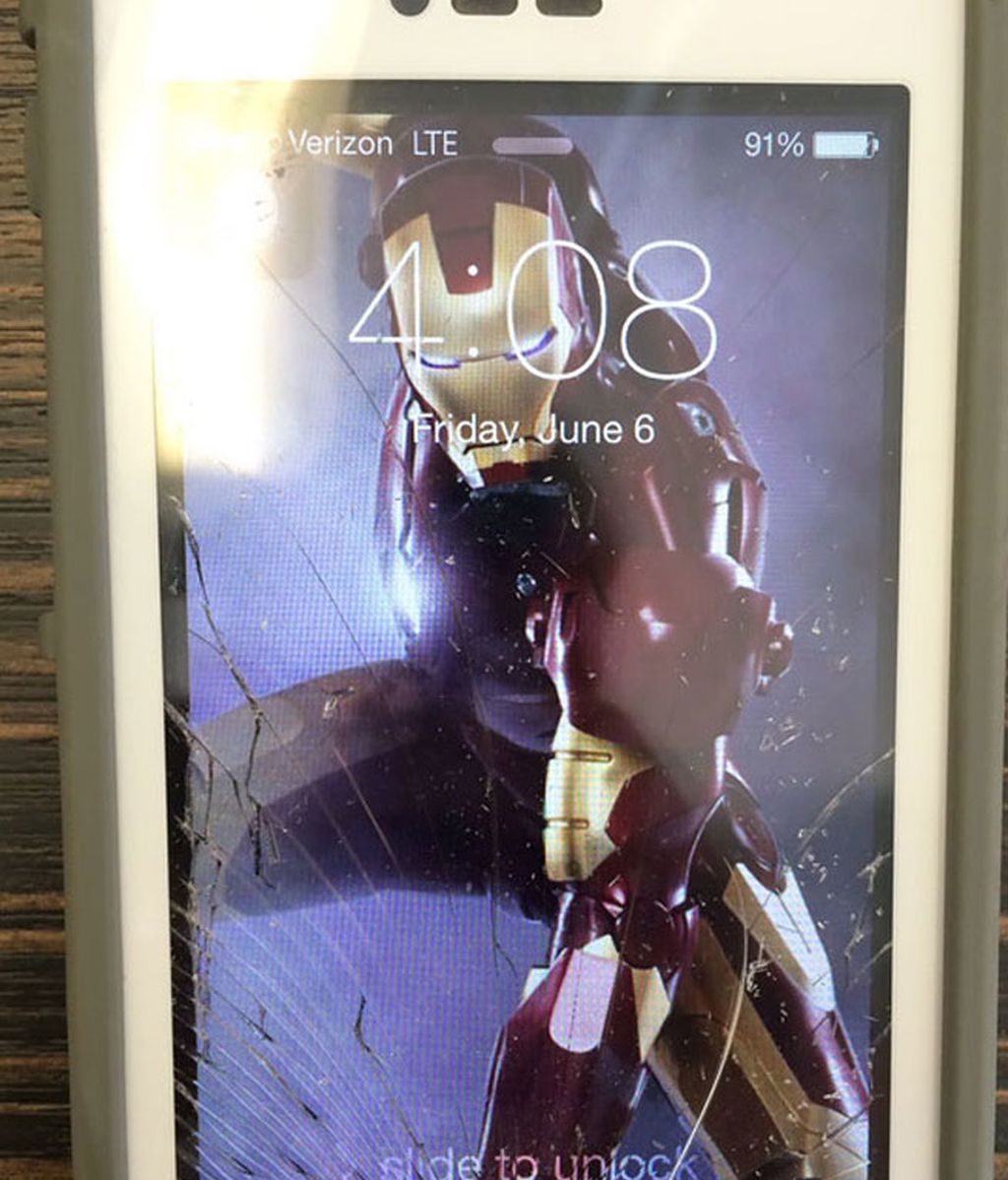 Estos fondos de pantalla ayudarán a que no se vean tanto las grietas