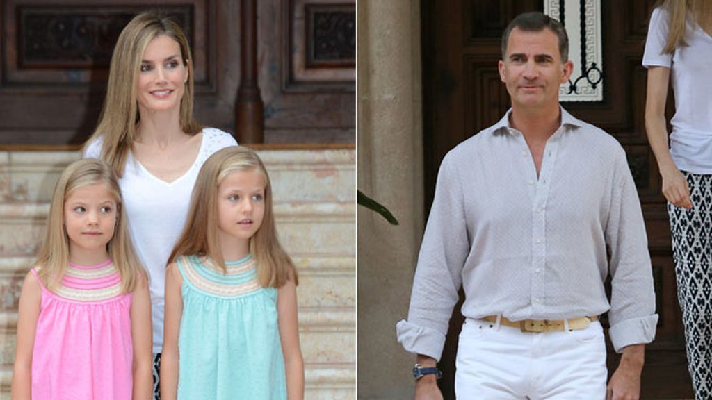 Letizia, Felipe y sus hijas: su primer posado como Reyes en Marivent, foto a foto