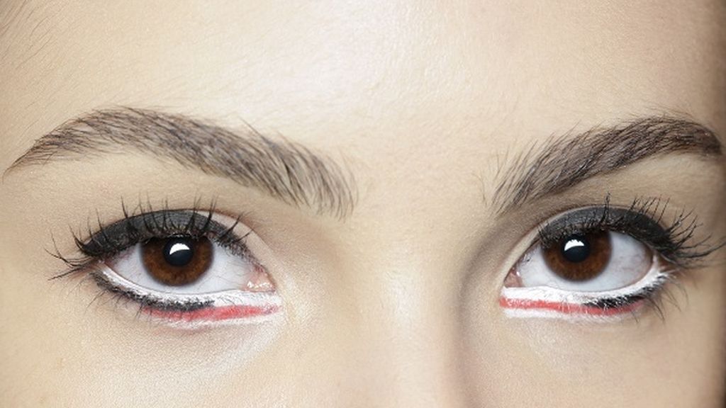 extensiones de cejas