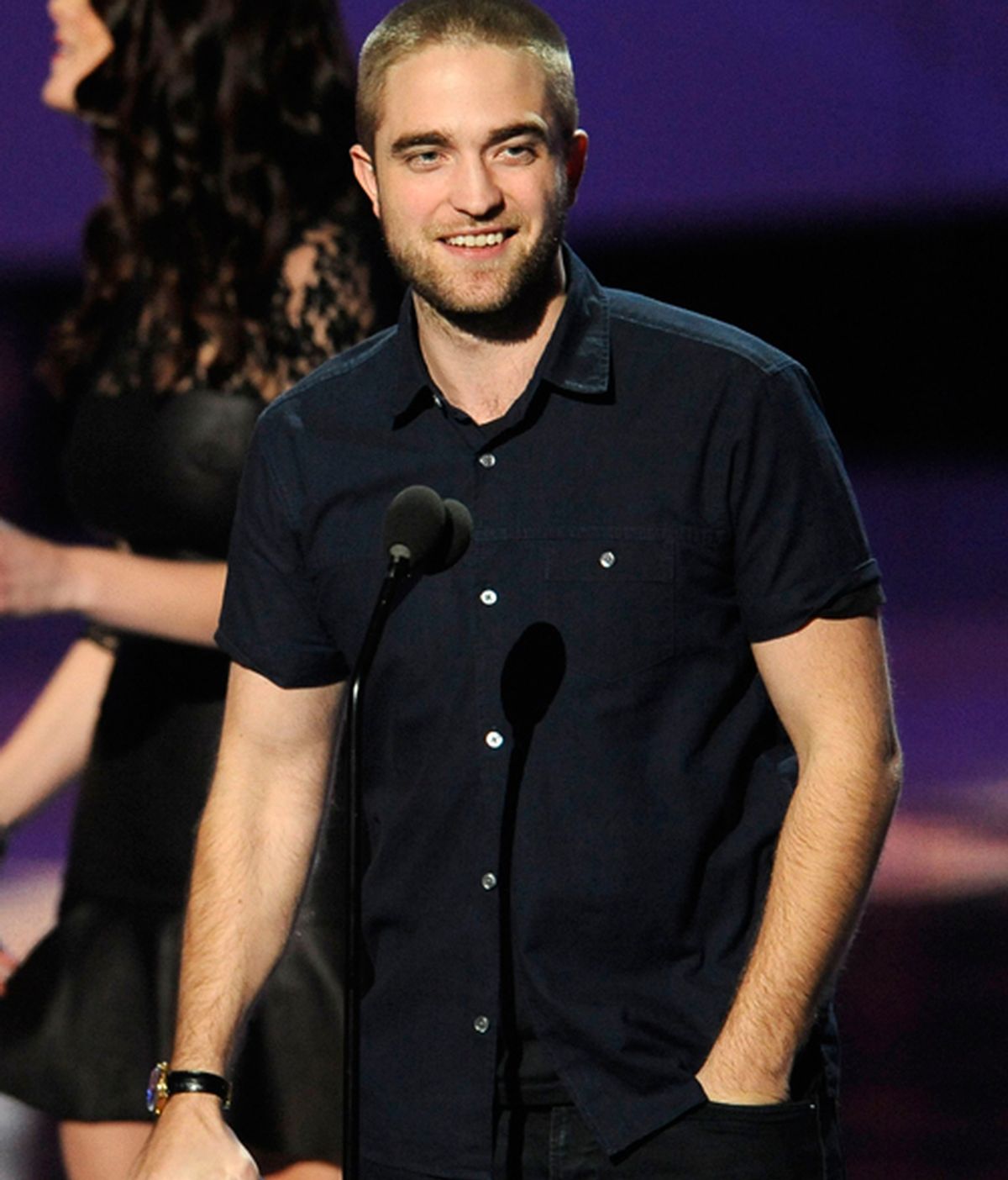 El nuevo look rapado de Robert Pattinson y otros guapos de los PCA