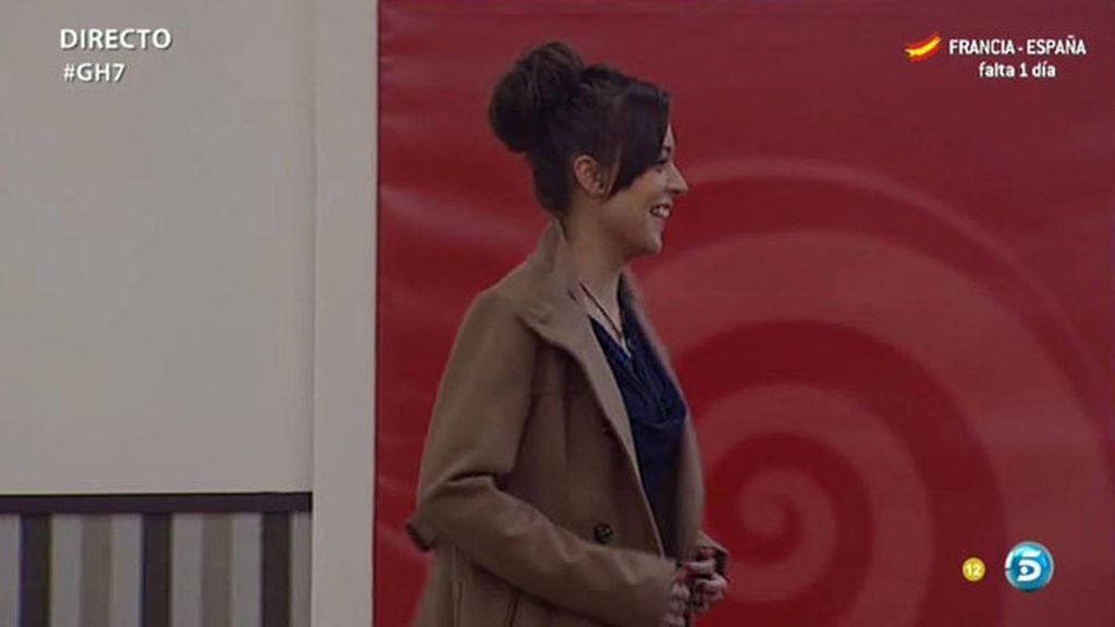 Concursantes y profesoras de musical