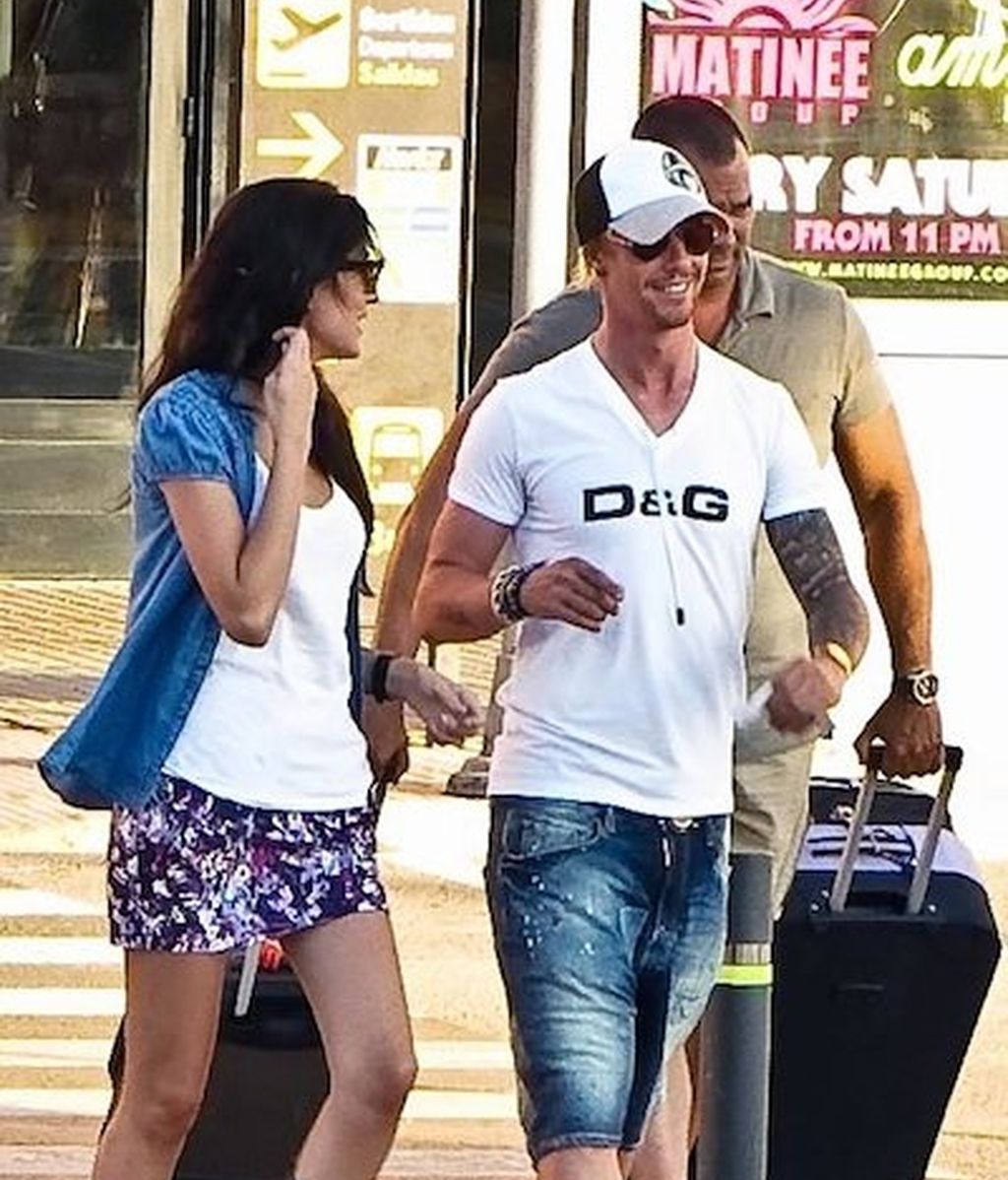 Los ángeles de Fonsi: de la Pataky a Alba