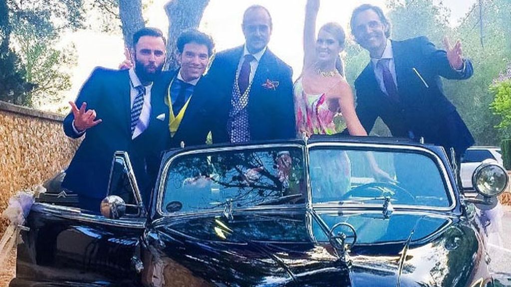 Álvaro de la Lama ya está de luna de miel (y otros detalles de su boda mediterránea)