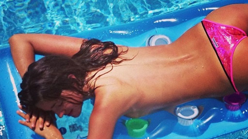 Malena Costa, la siesta más sexy del verano