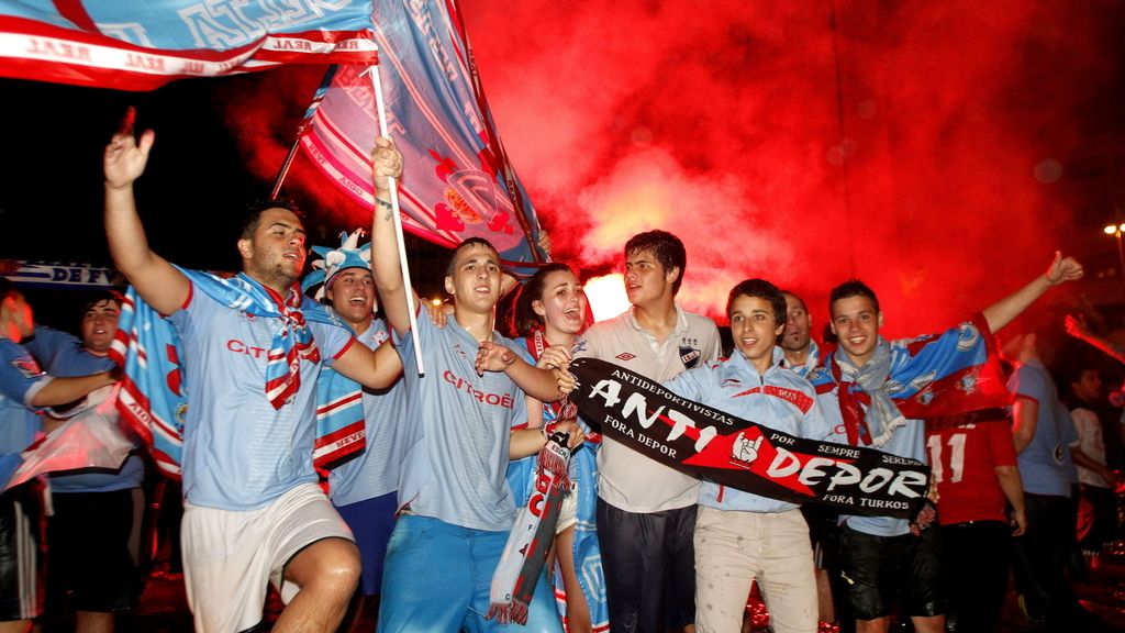 Los aficionados del Celta celebran la permanencia