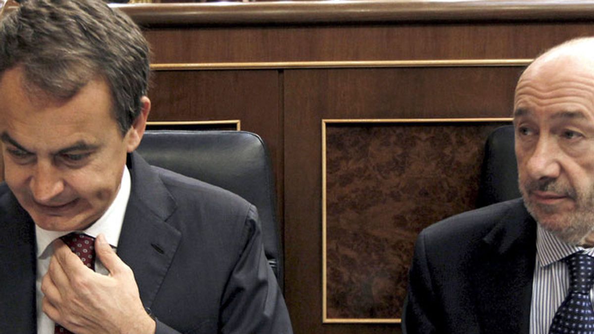 José Luis Rodríguez Zapatero y Alfredo Pérez Rubalcaba durante la Sesión de Control