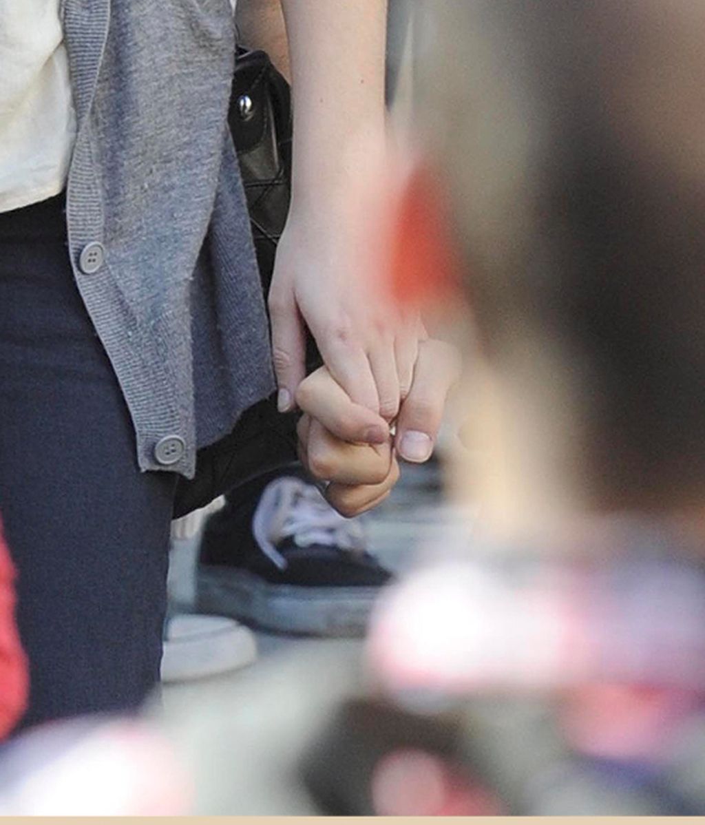 ¡Ops! Blanca Suárez de la mano de otro...