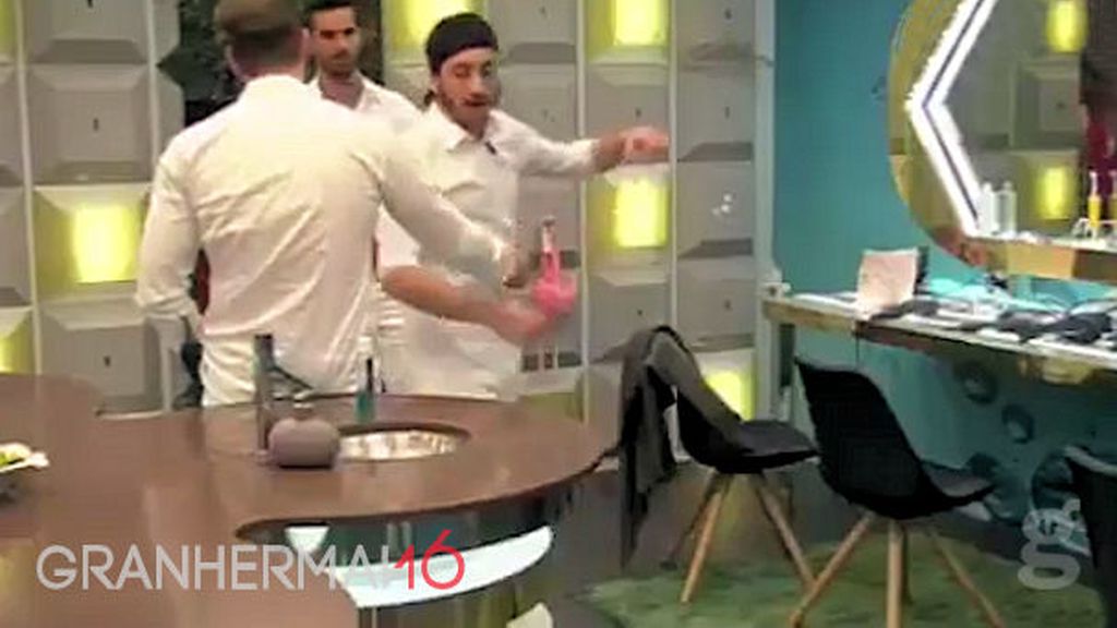 Pelea entre Aritz y Han