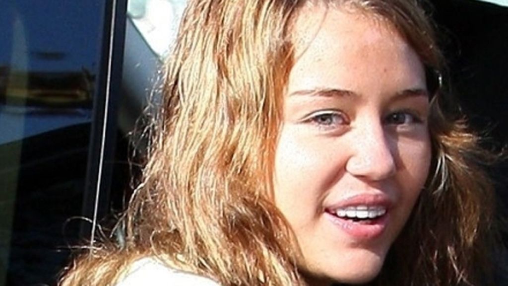 Miley Cyrus, una chica 'disney' con brackets