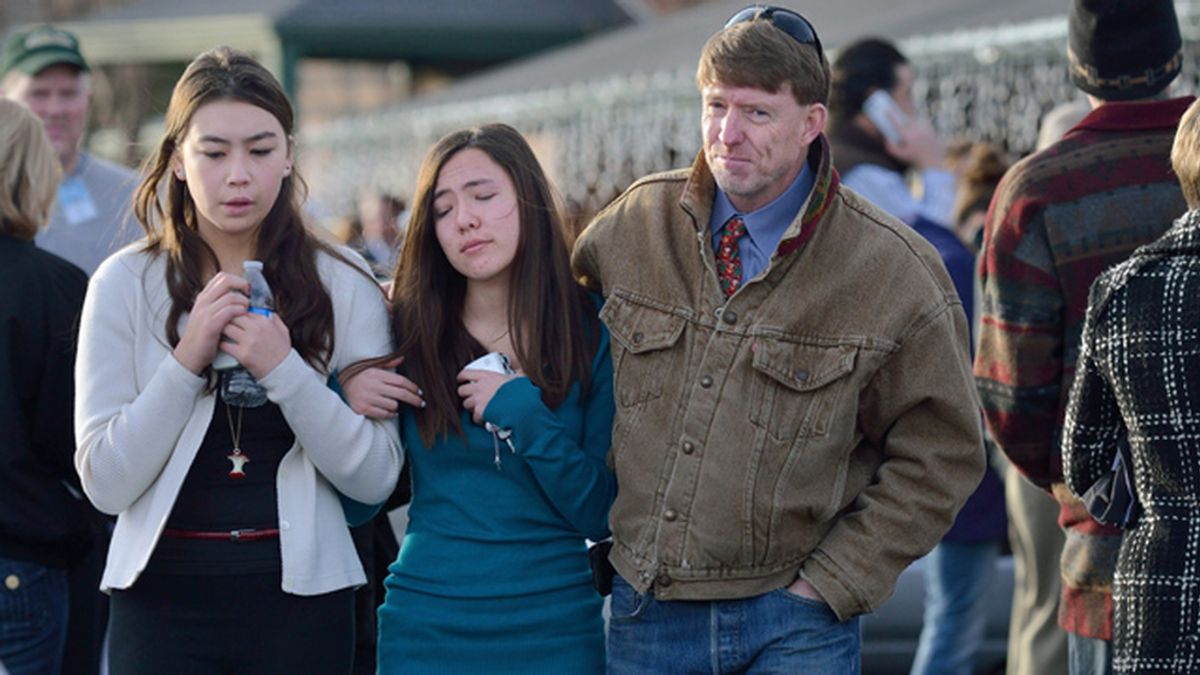 Identifican a un estudiante de 18 años como autor del tiroteo en un instituto de Denver