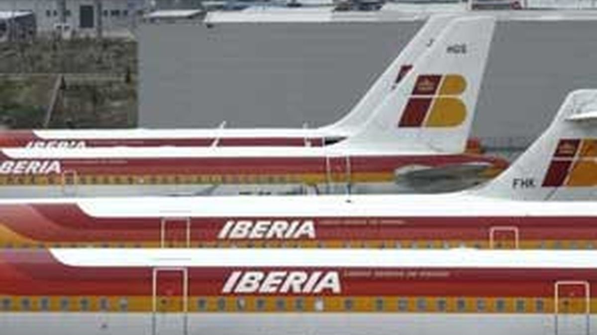 Iberia sigue acumulando retrasos. Vídeo: ATLAS
