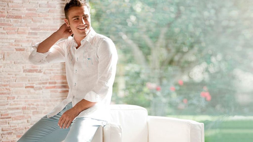 Cannavaro vuelve a ejercer de modelo