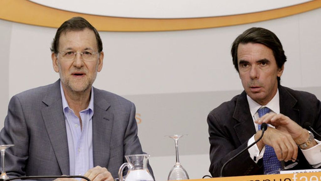 Mariano Rajoy y José María Aznar durante la clausura del Campus FAES