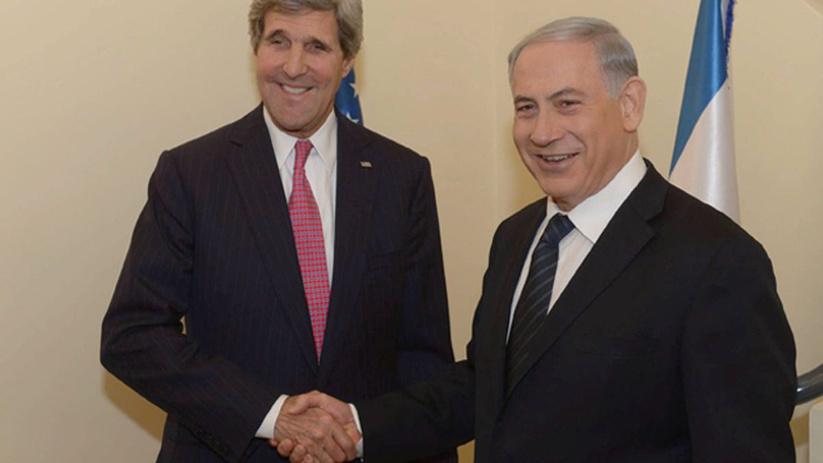 Kerry informa de progresos hacia un acuerdo de paz entre israelíes y palestinos