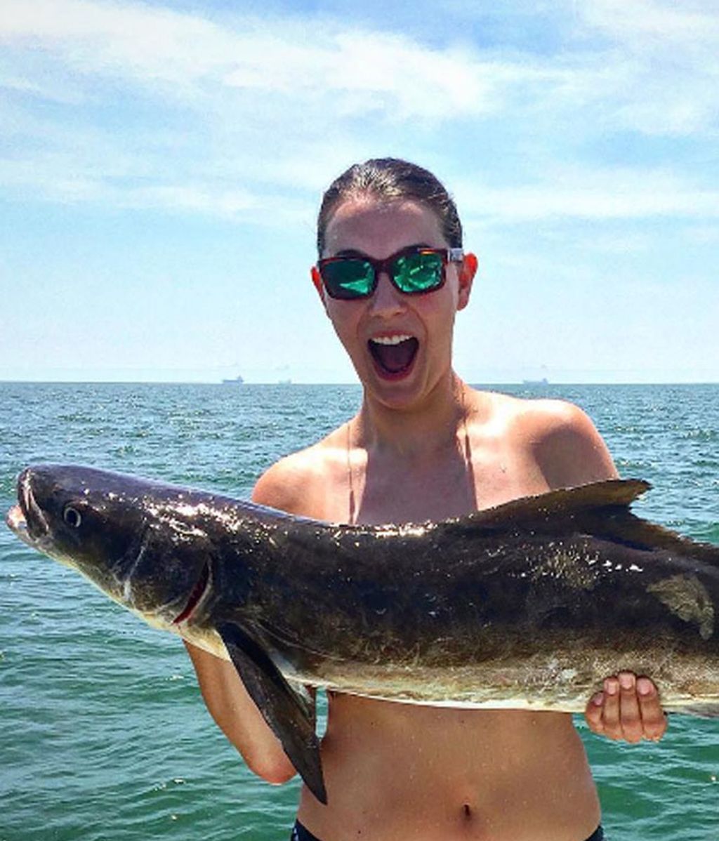 #Fishbra, la moda de utilizar un pez como sujetador