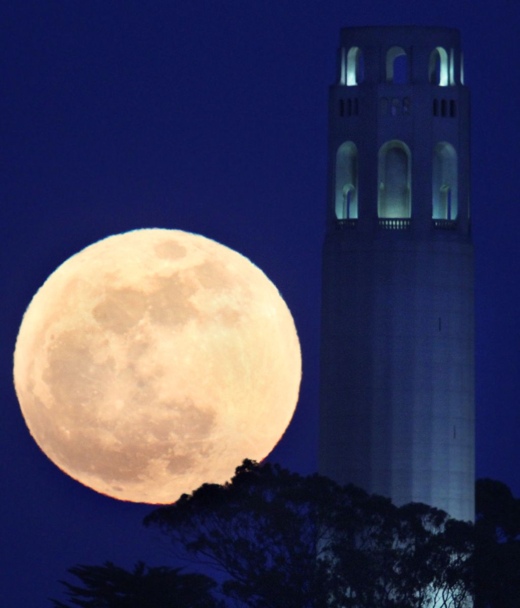 La 'superluna' se come la Tierra La 'superluna' se come la Tierra