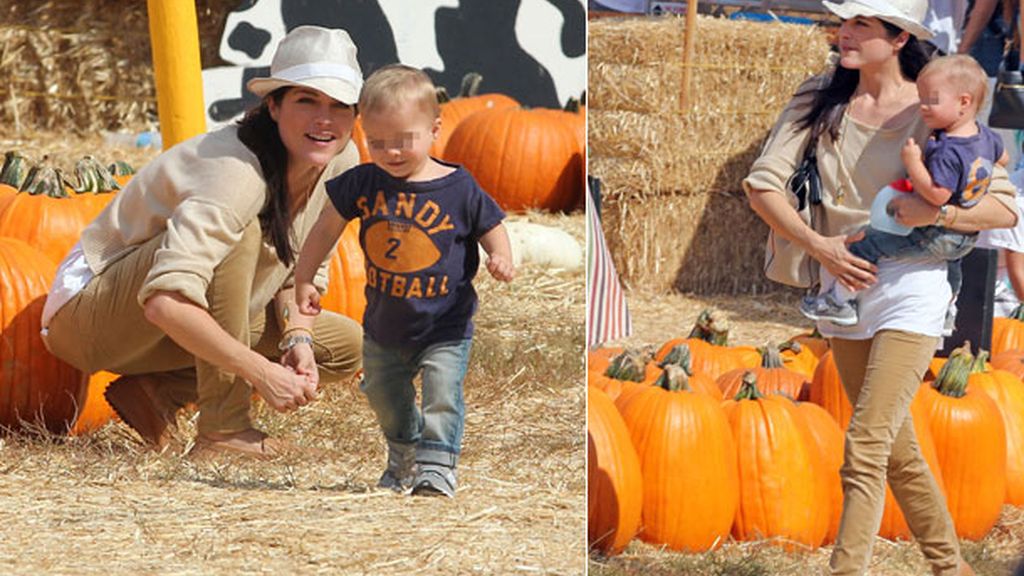 Selma Blair y cómo posar cuando se va de compras