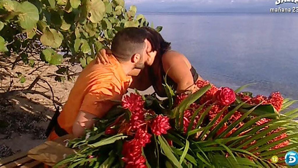 Chiqui y Borja dormirán juntos en el palafito