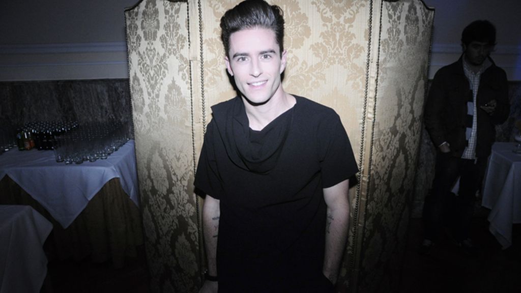 Pelayo Díaz acudió con un diseño de Pepa Salazar