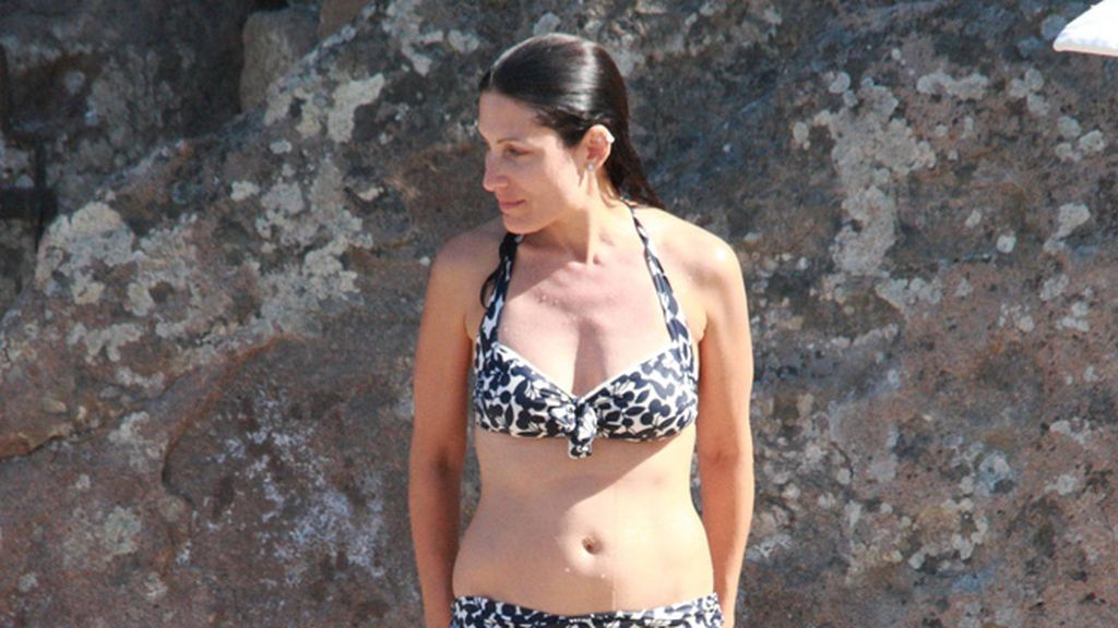 Lisa Edelstein, de House, con su hombre en Sicilia