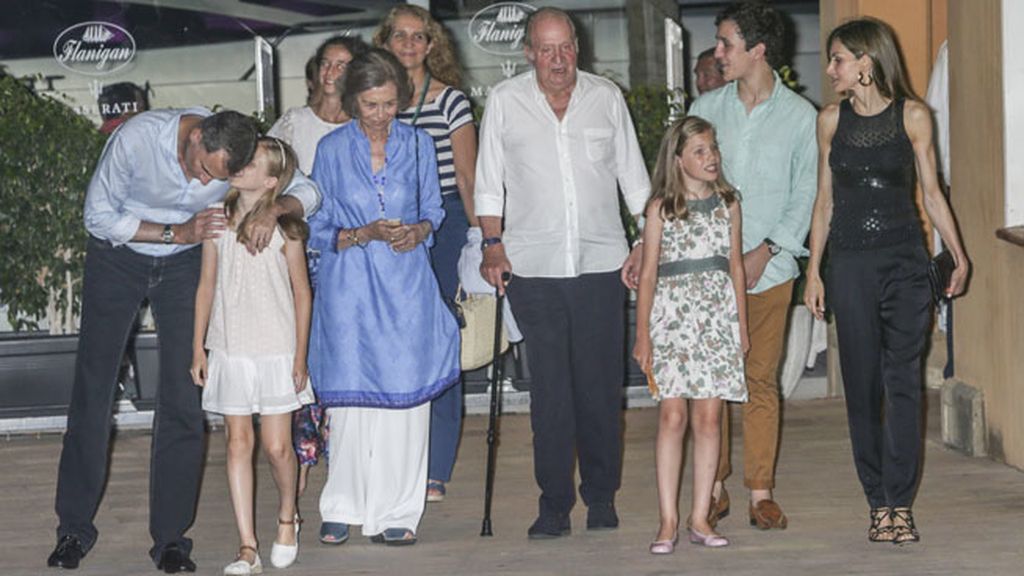 La infanta Cristina, Iñaki Urdangarín y sus hijos, los únicos ausentes