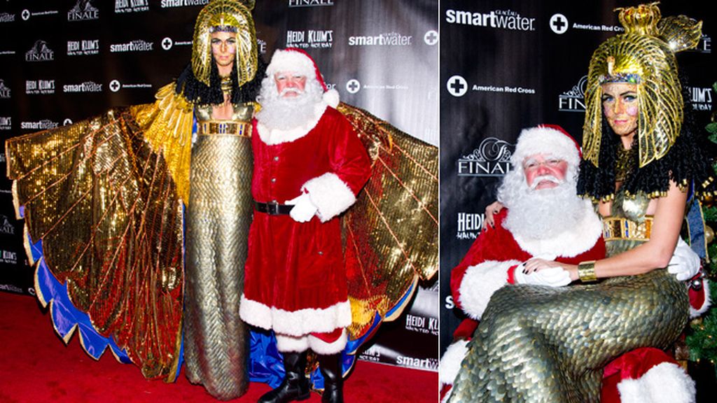 Heidi Klum recibe la Navidad como Cleopatra