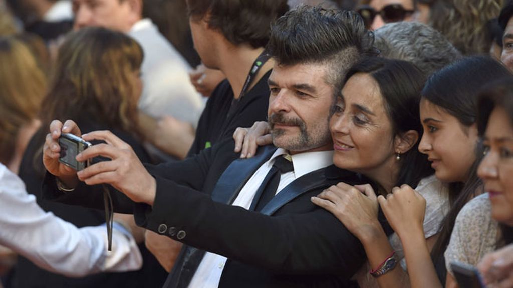 El actor Nacho Guerreros, Coque en 'LQSA' acudió con su particular peinado